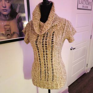 MUDD cable knie cap sleeve tunic sweater med.